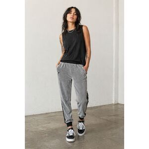 WILDFANG x Publish Gray Jogger Pants Trousers   Women's Size XL